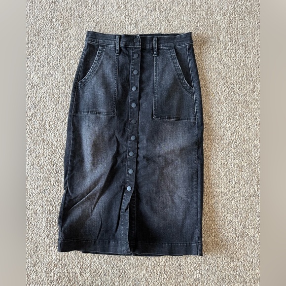 Anthropologie Dresses & Skirts - Never worn Level 99 skirt. Excellent condition!